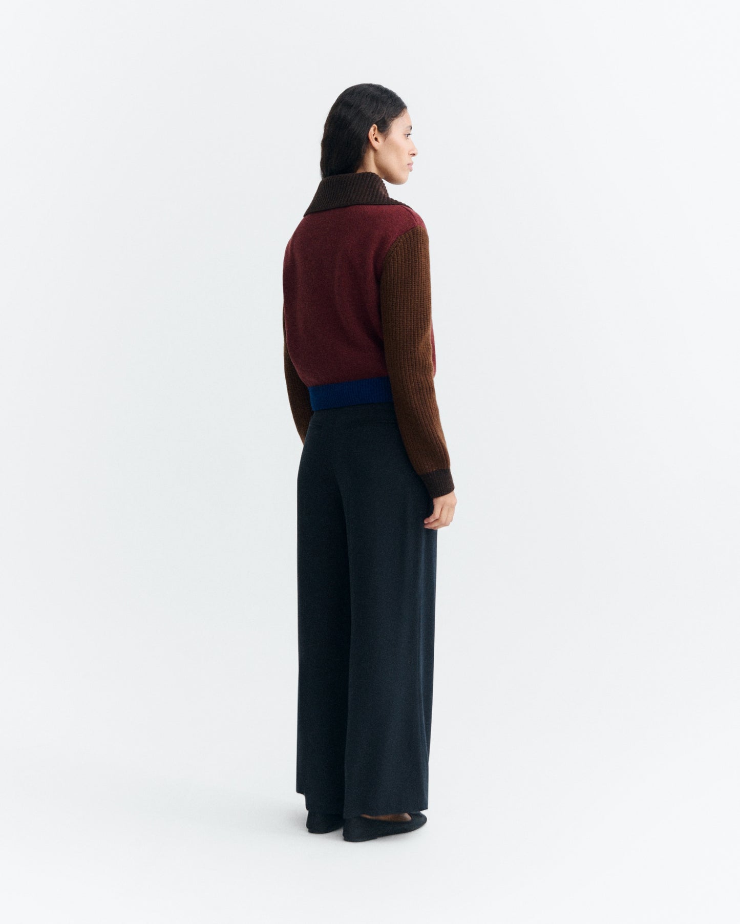 THINKING MU WOMAN BROWN BLOCK TANIT KNITTED SWEATER