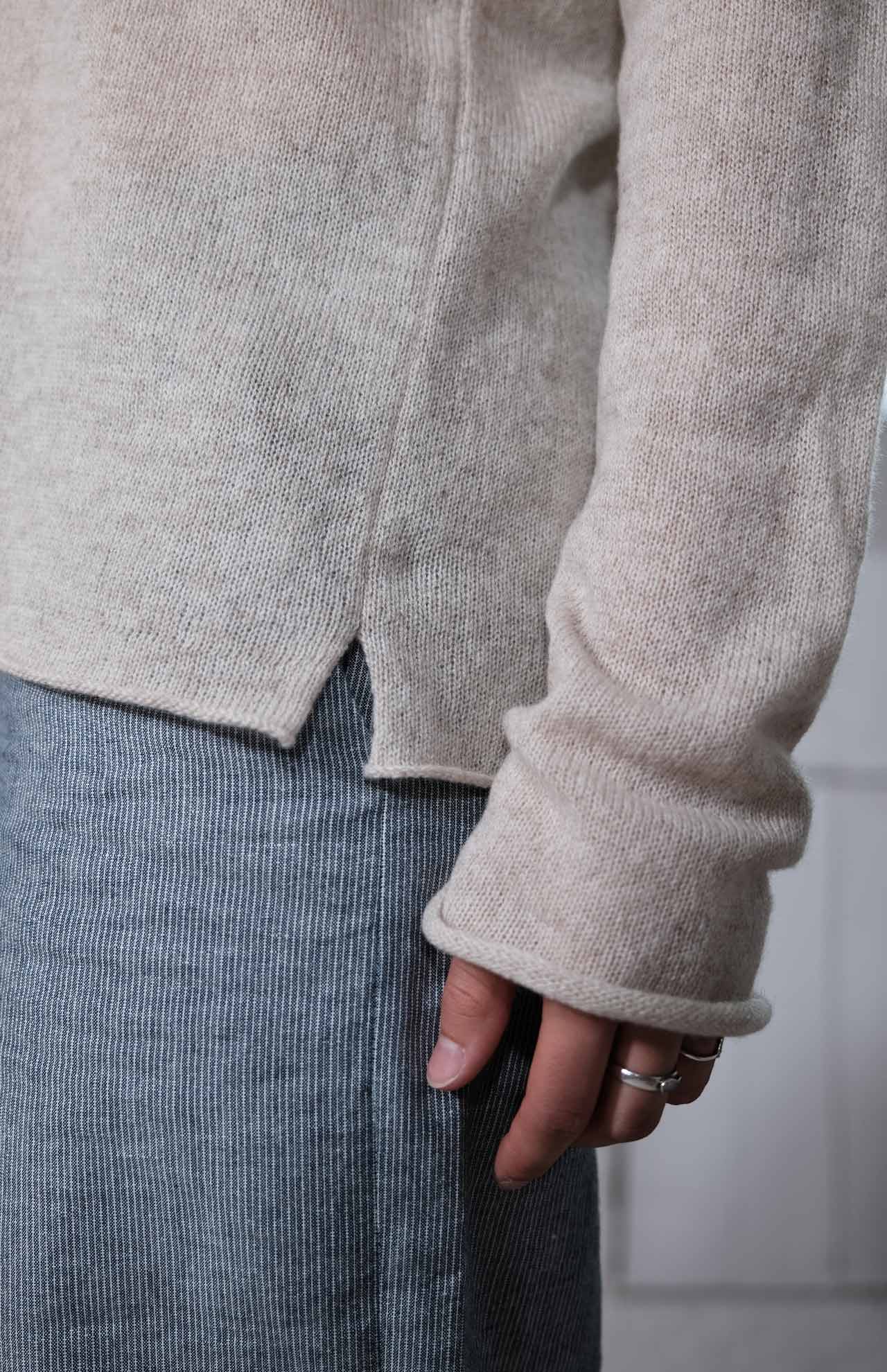 amon 1110218 boxy deep neck