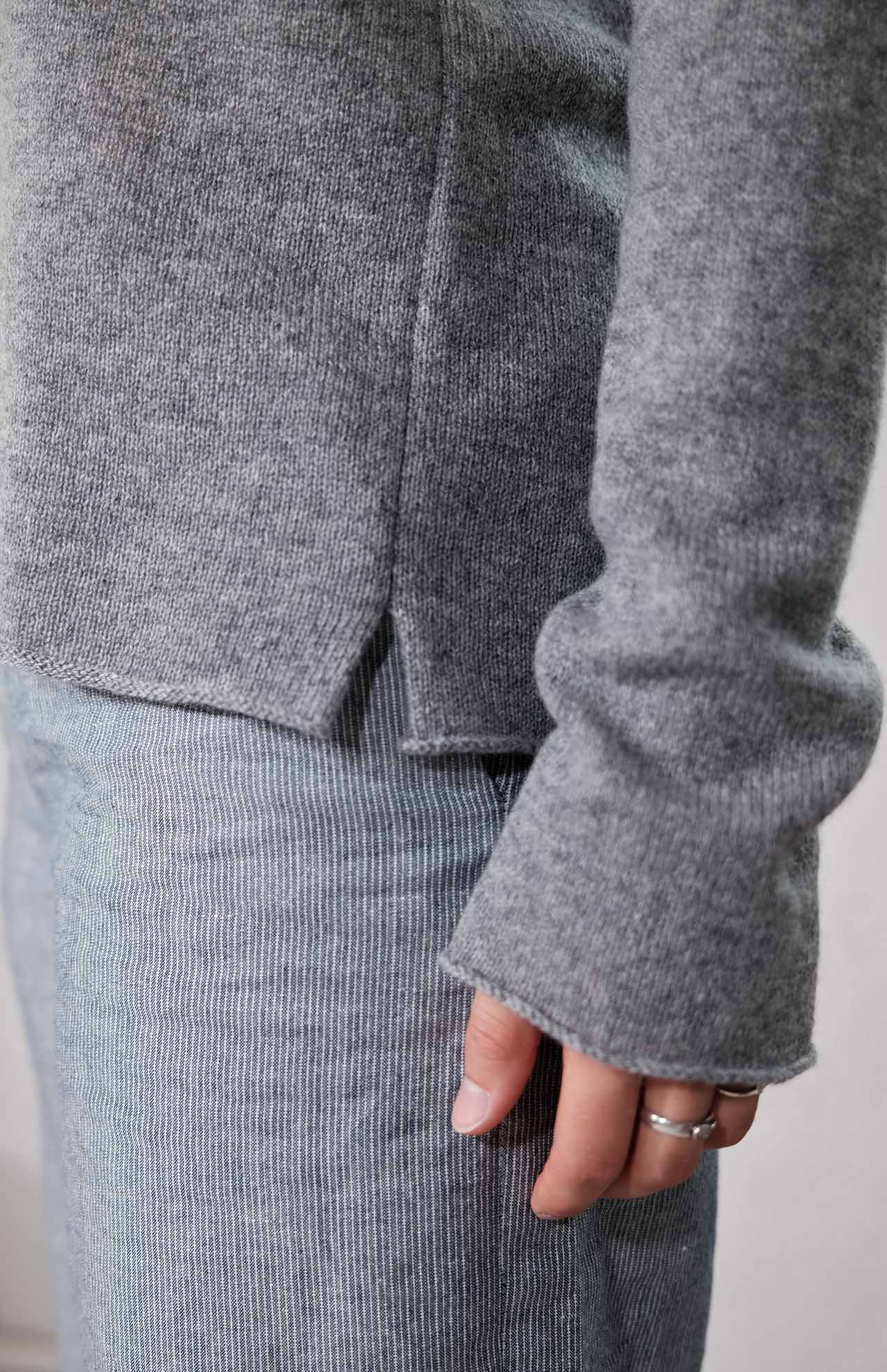 amon 1110218 boxy deep neck