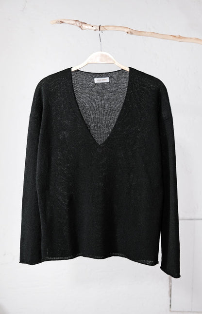 amon 1110218 boxy deep neck