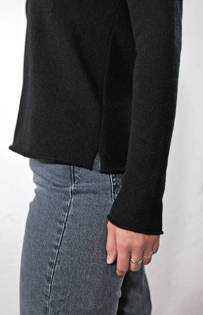 amon 1110218 boxy deep neck