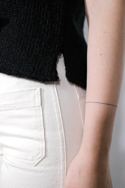 amon 1111510 fluffy sleeveless