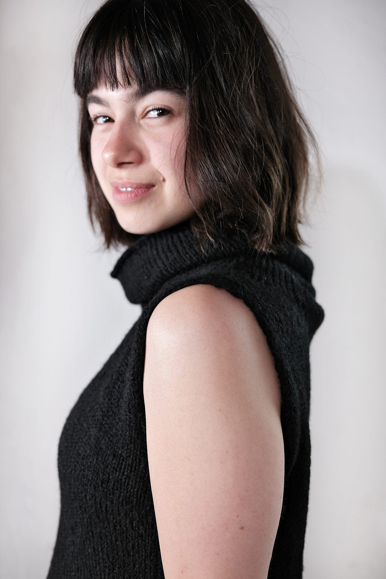 amon 1111510 fluffy sleeveless