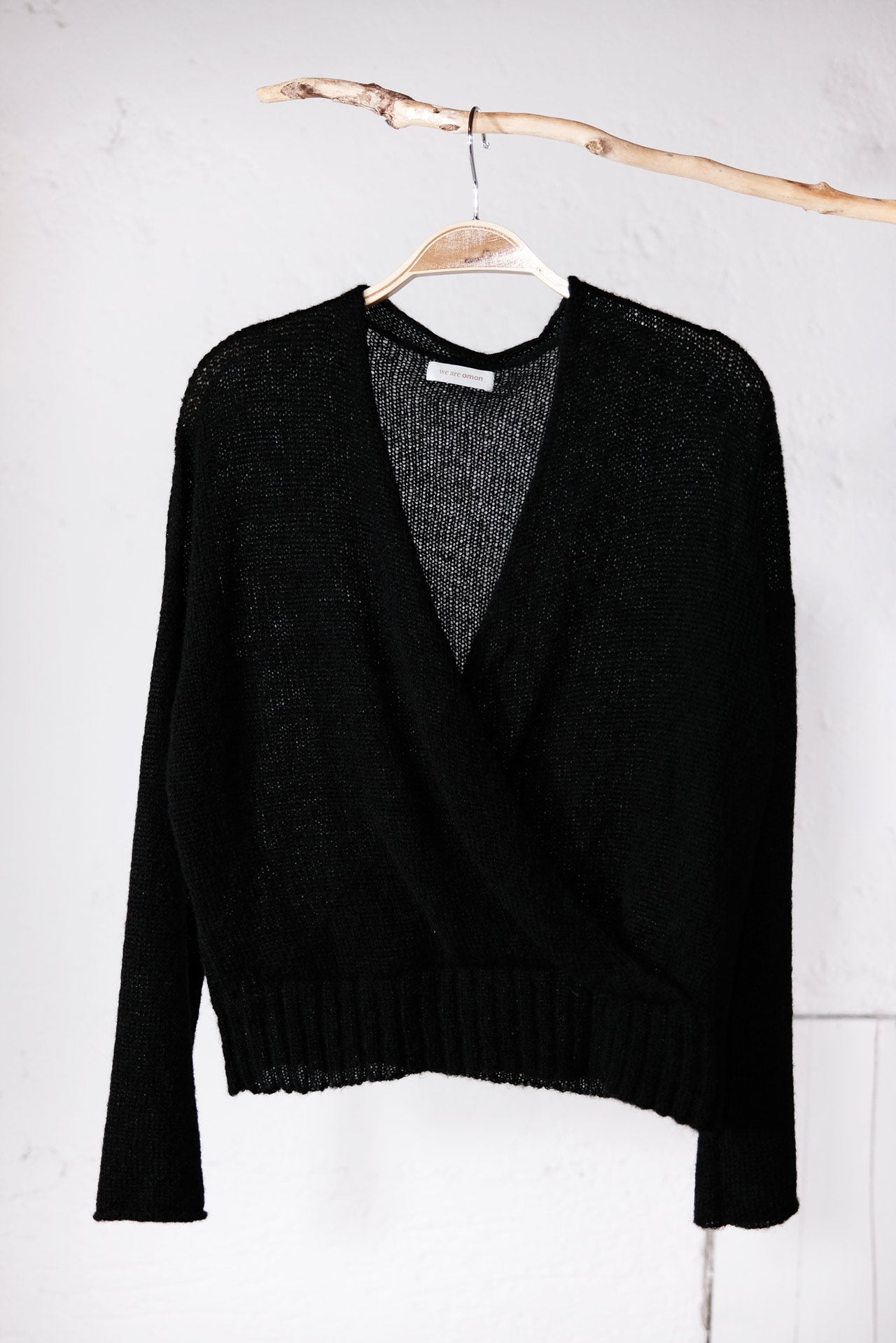 amon 1111514 Fluffy wrap v-neck