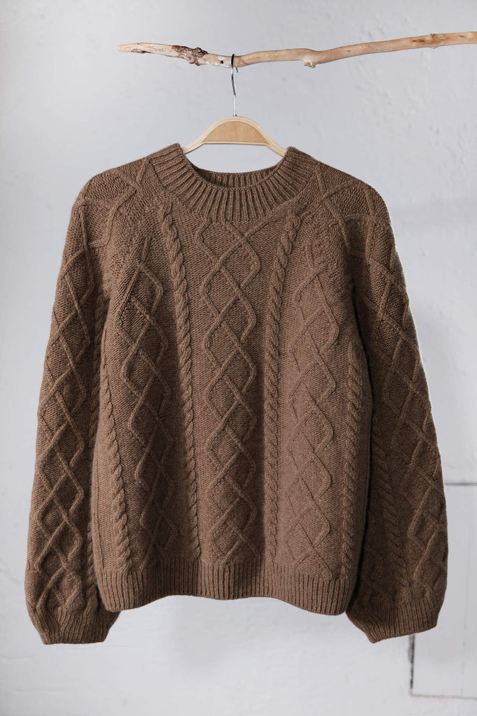 amon 1113001 Cashwool cable sweater