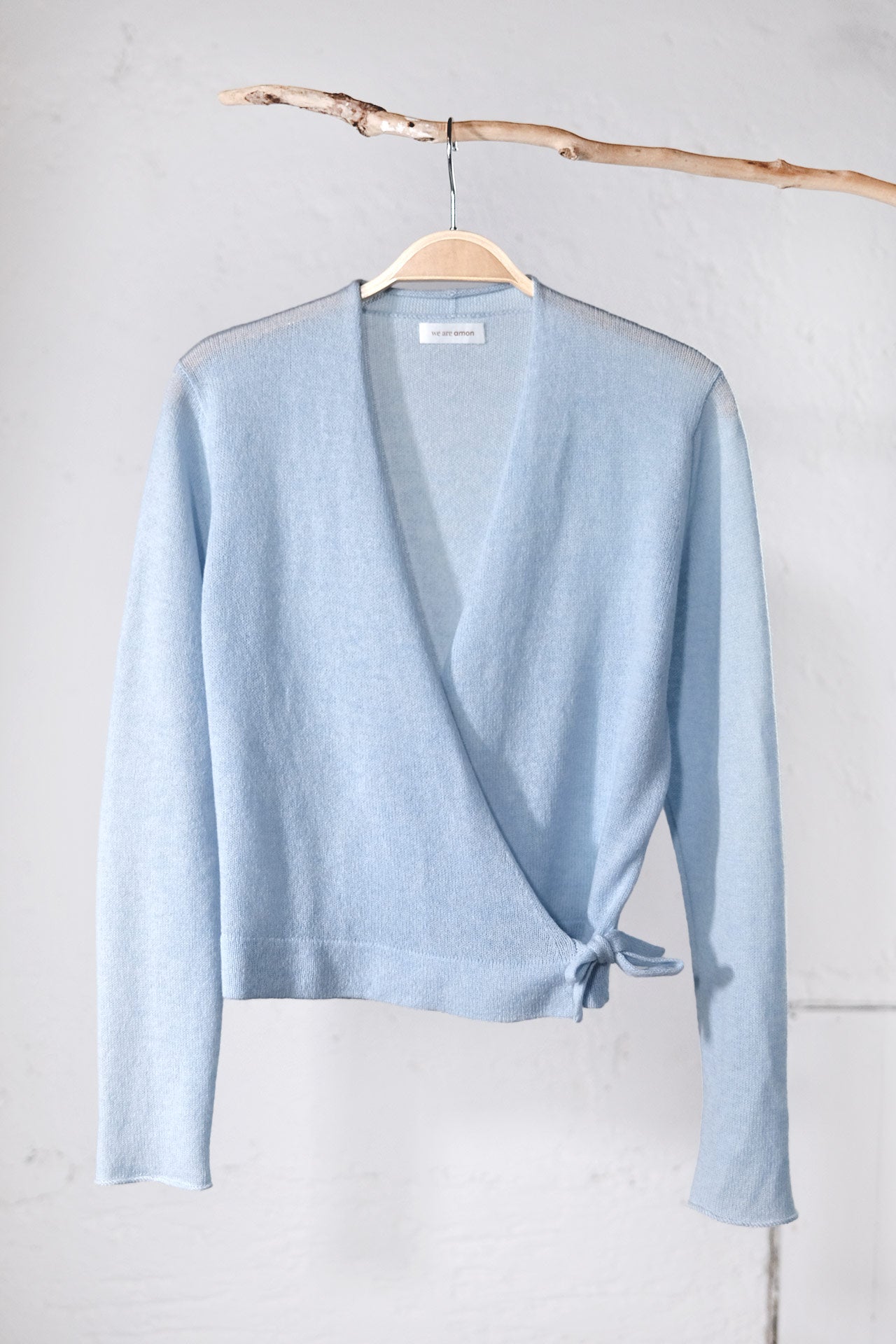 amon 1120220 short wrap cardigan