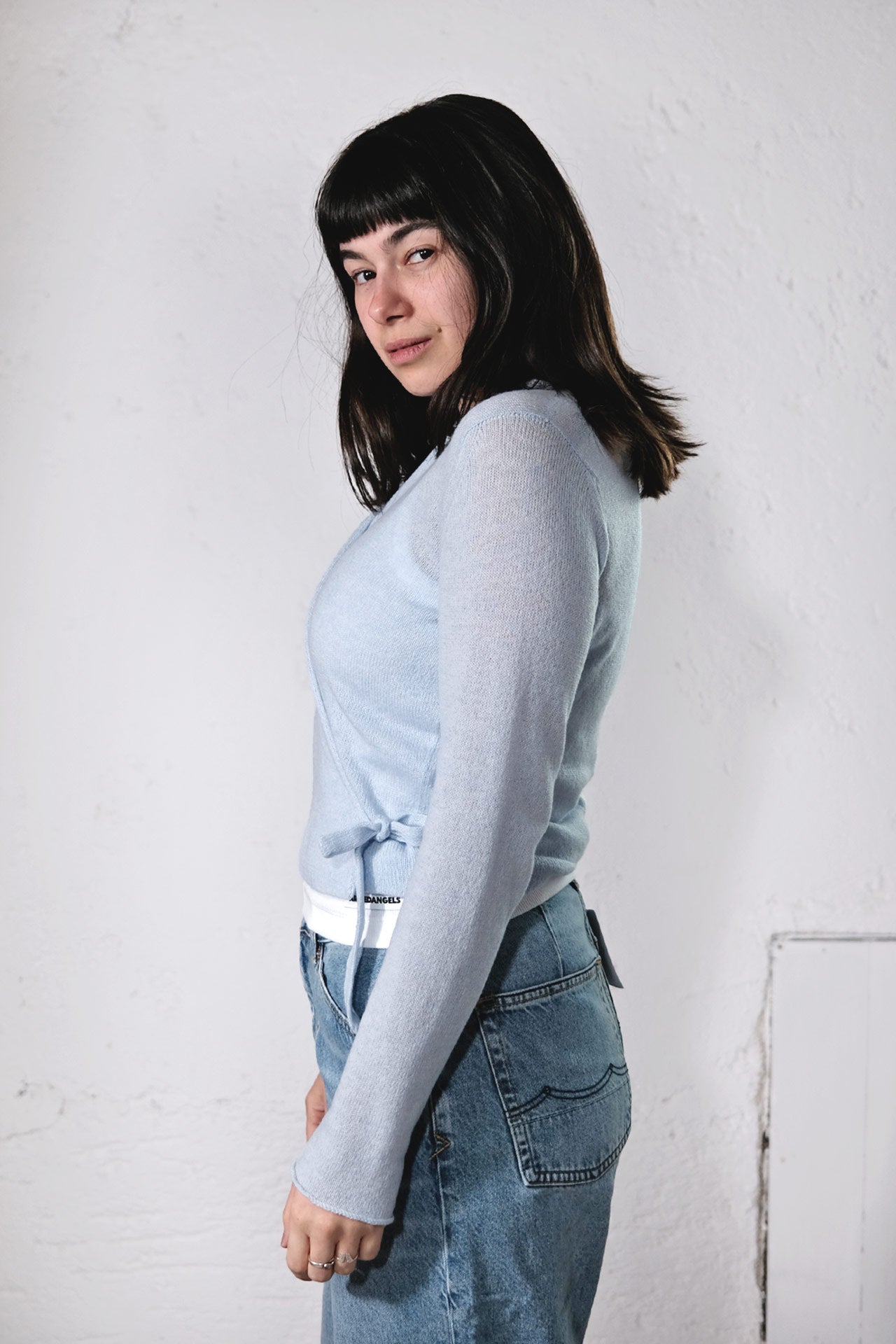 amon 1120220 short wrap cardigan