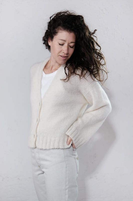 amon 1121511 Fluffy shawl cardigan