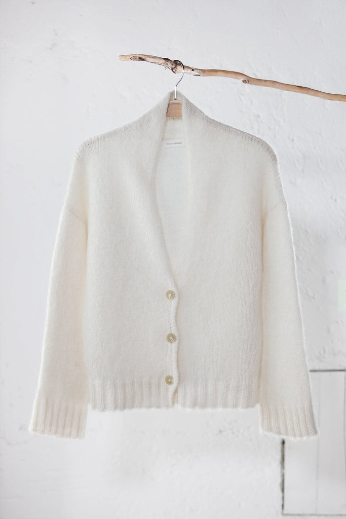 amon 1121511 Fluffy shawl cardigan