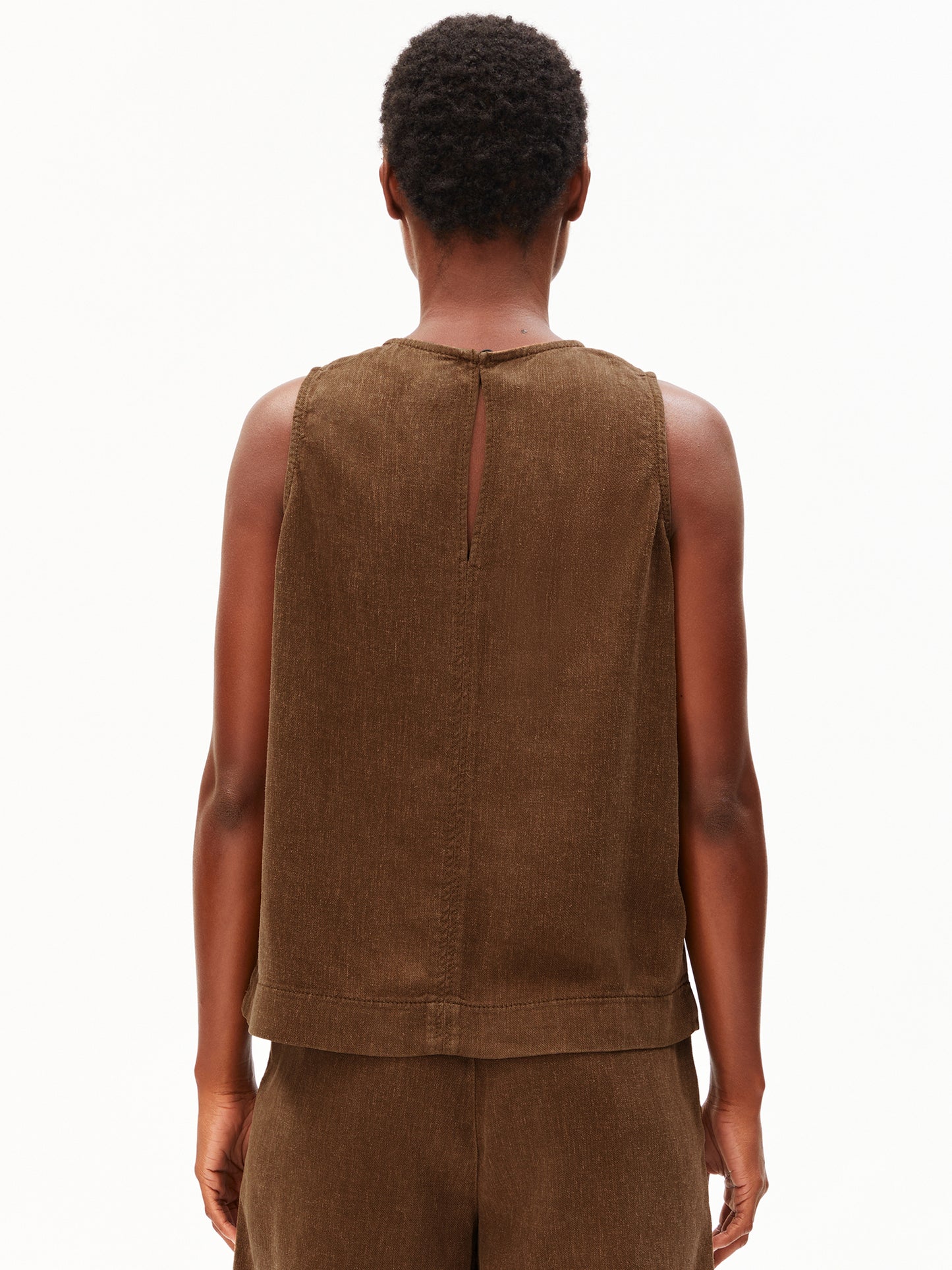 Armedangels PIÑAYARN® BLEND GMT DYE TOP S26