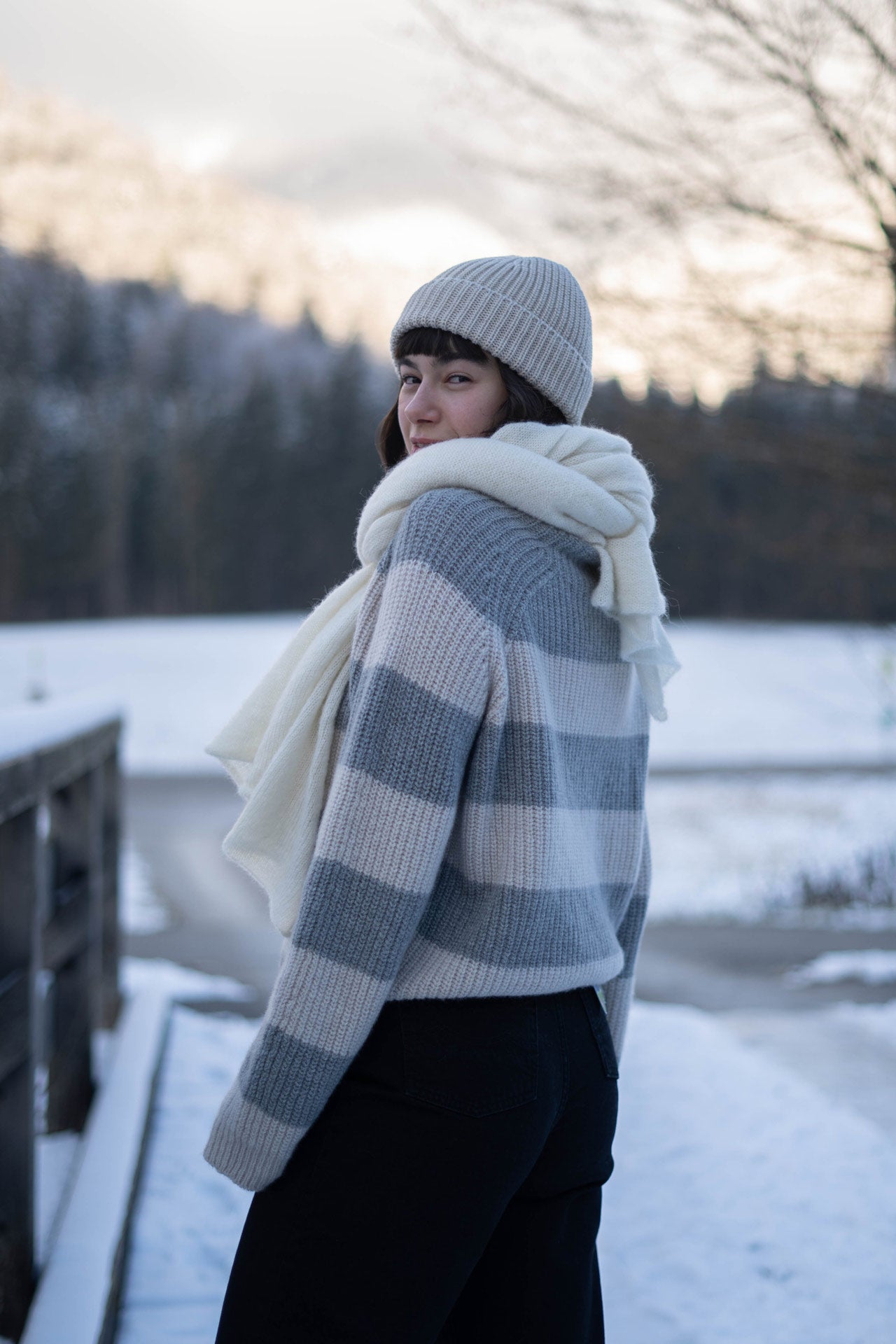 amon 1113000 Cashwool turtle sweater