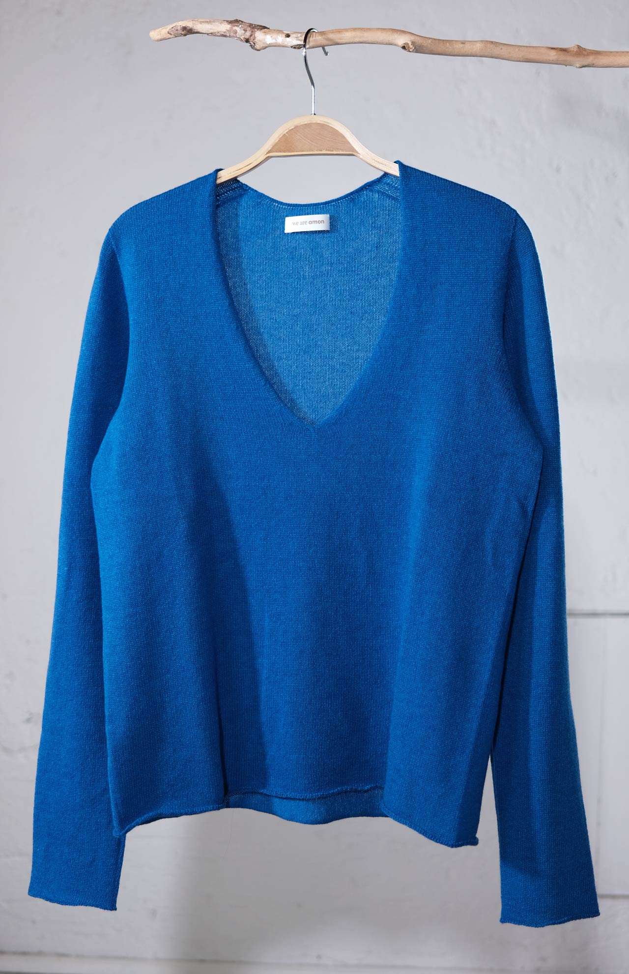 amon 1110203 luna v-neck cloud