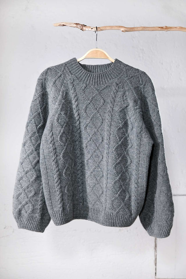 amon 1113001 Cashwool cable sweater