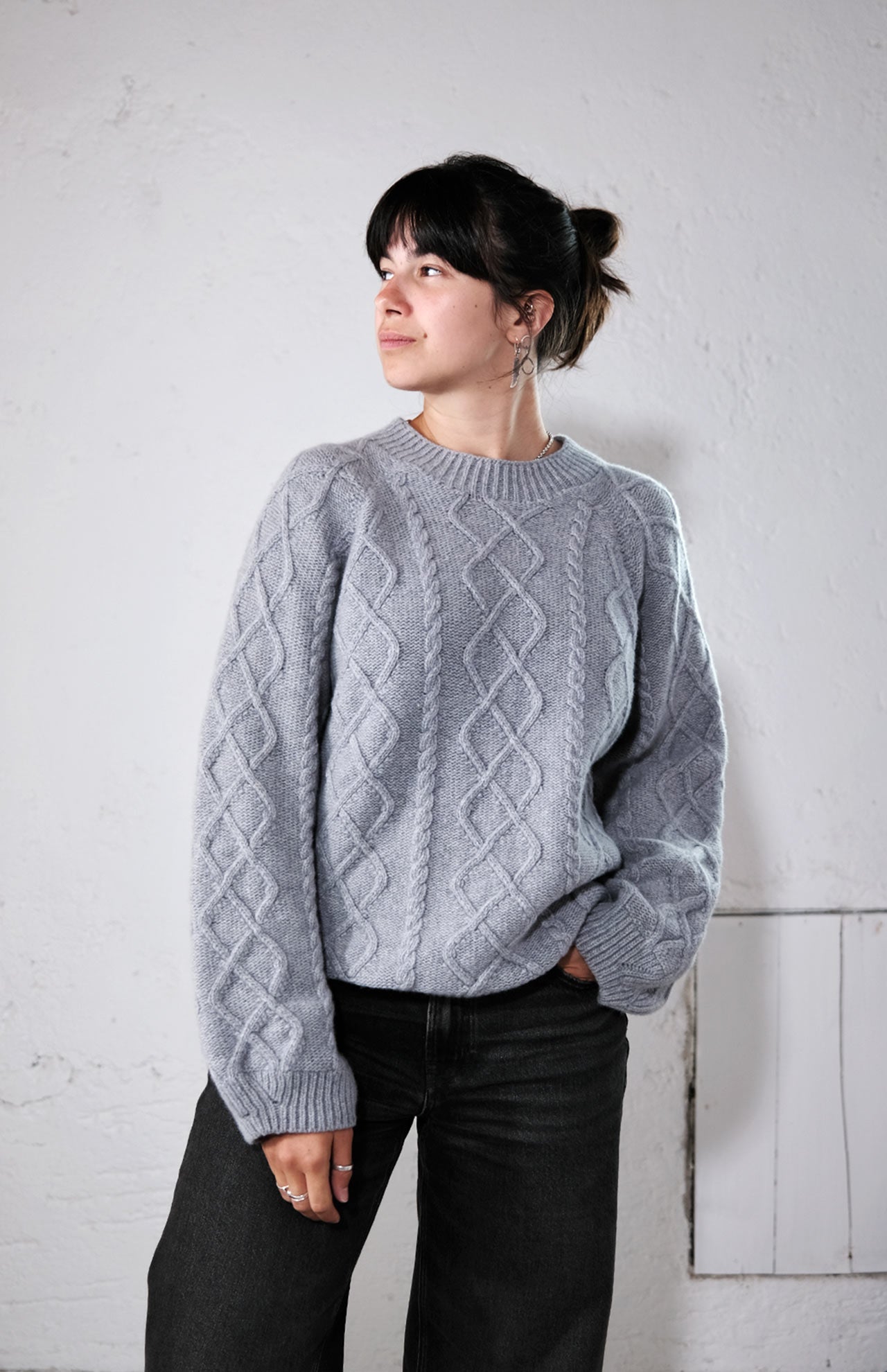 amon 1113001 Cashwool cable sweater