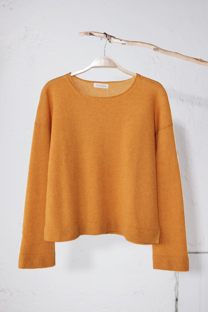 PRE ORDER amon 1110244 short sweater