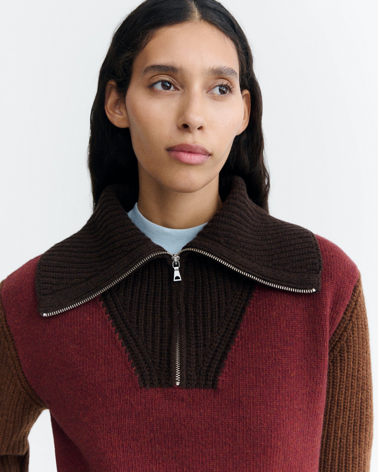 THINKING MU WOMAN BROWN BLOCK TANIT KNITTED SWEATER