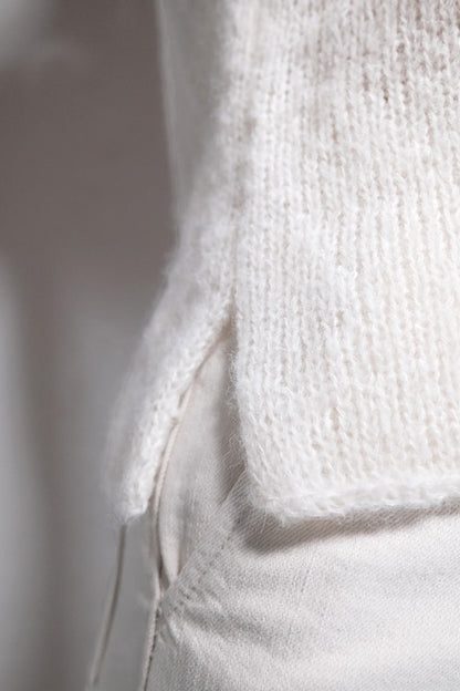 amon 1111510 fluffy sleeveless