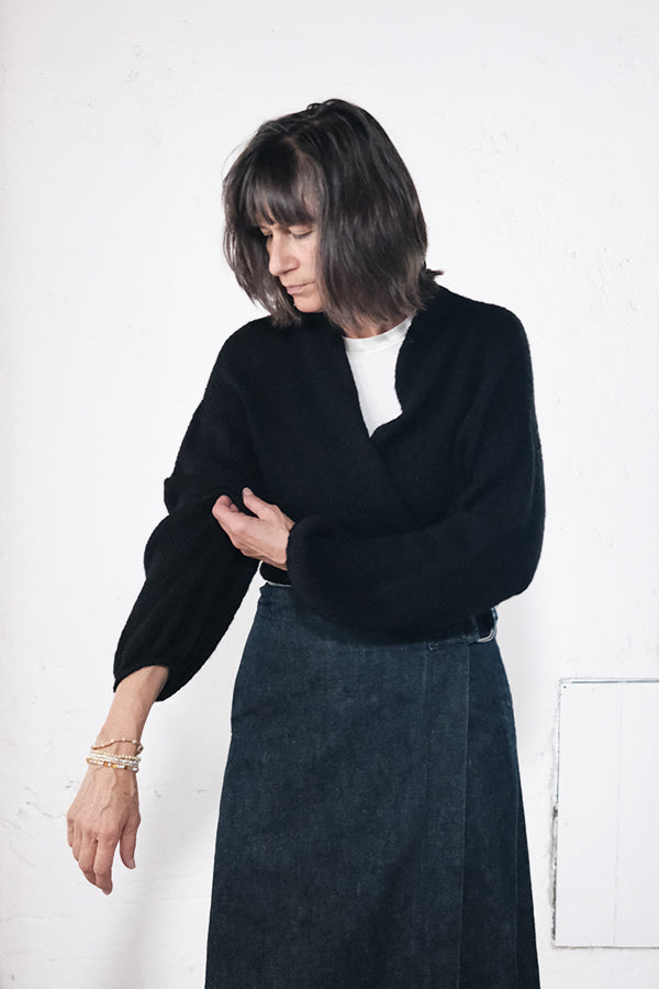 amon 1121505 fluffy puffed sleeve cardigan