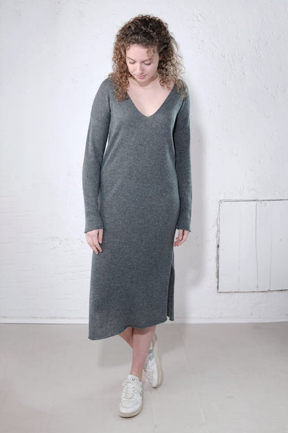 amon 1150200 deep neck dress