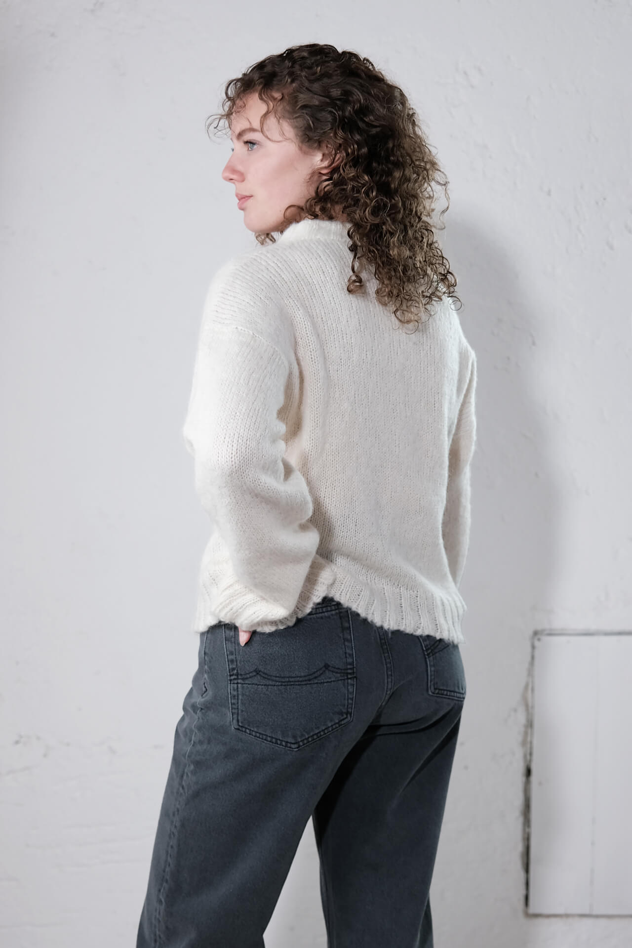 amon 1121509 fluffy jacket