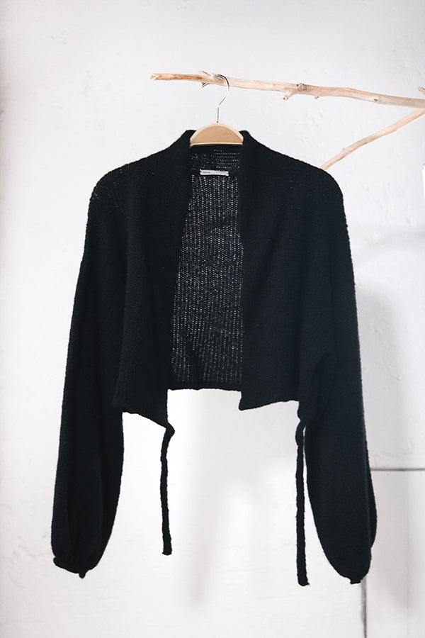 amon 1121505 fluffy puffed sleeve cardigan