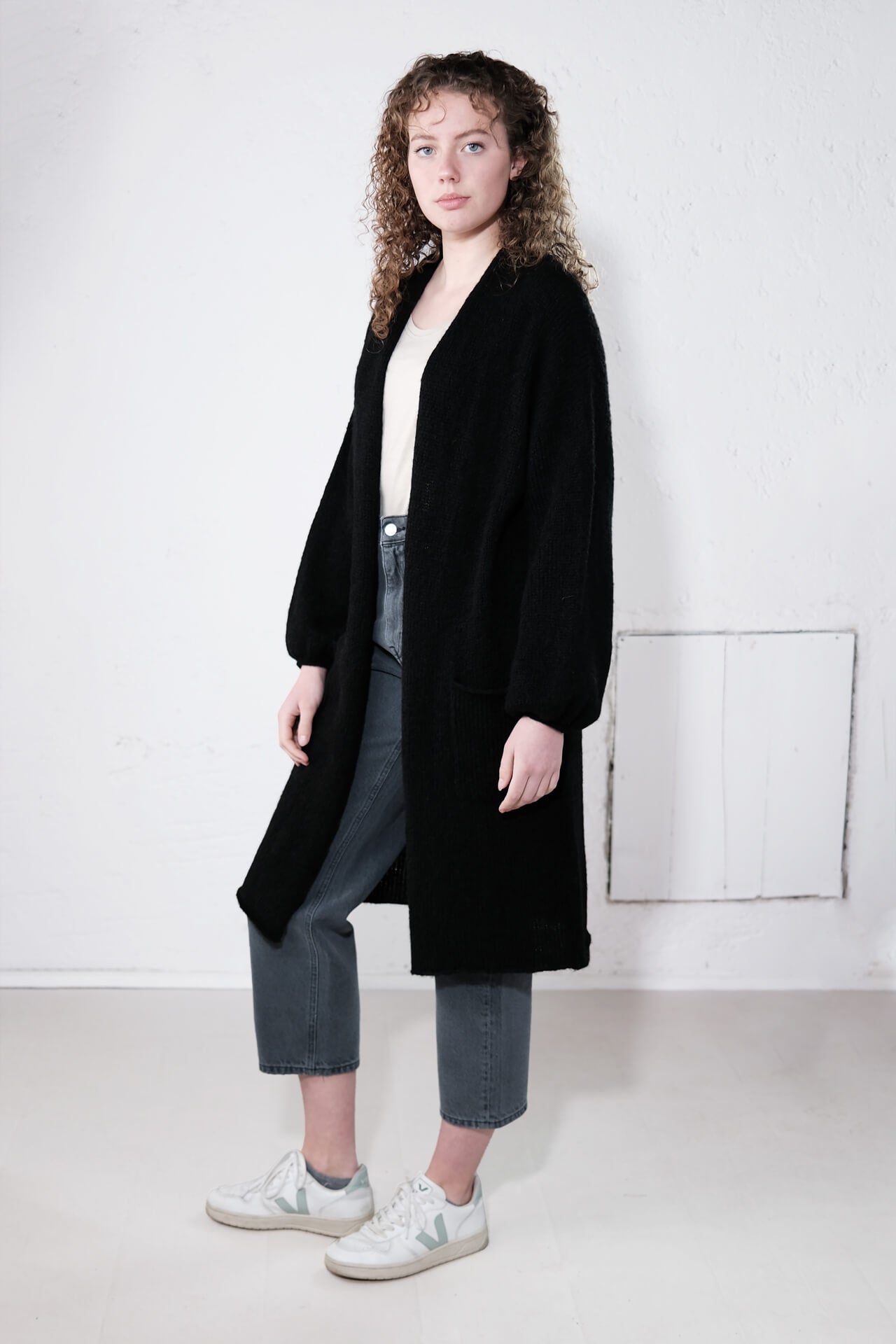 amon 1121506 fluffy puffed sleeve coat