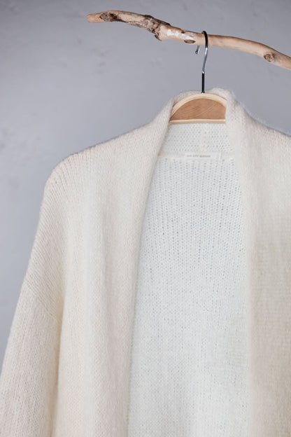 amon 1121506 fluffy puffed sleeve coat