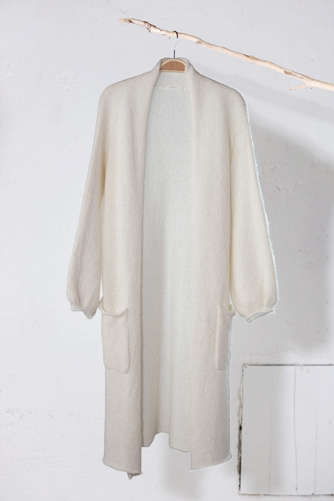 amon 1121506 fluffy puffed sleeve coat