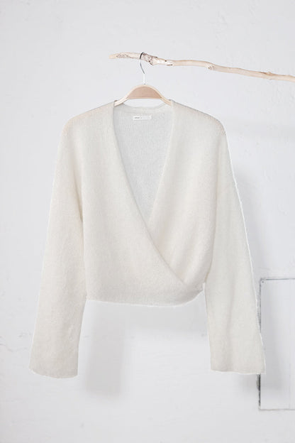 amon 1121508 fluffy wrap jacket