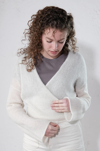 amon 1121508 fluffy wrap jacket