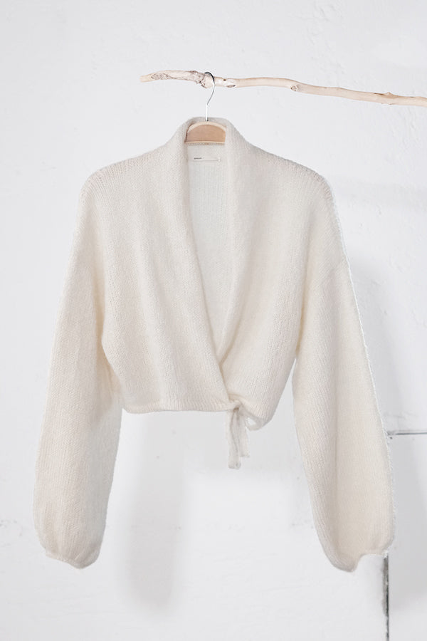 amon 1121505 fluffy puffed sleeve cardigan