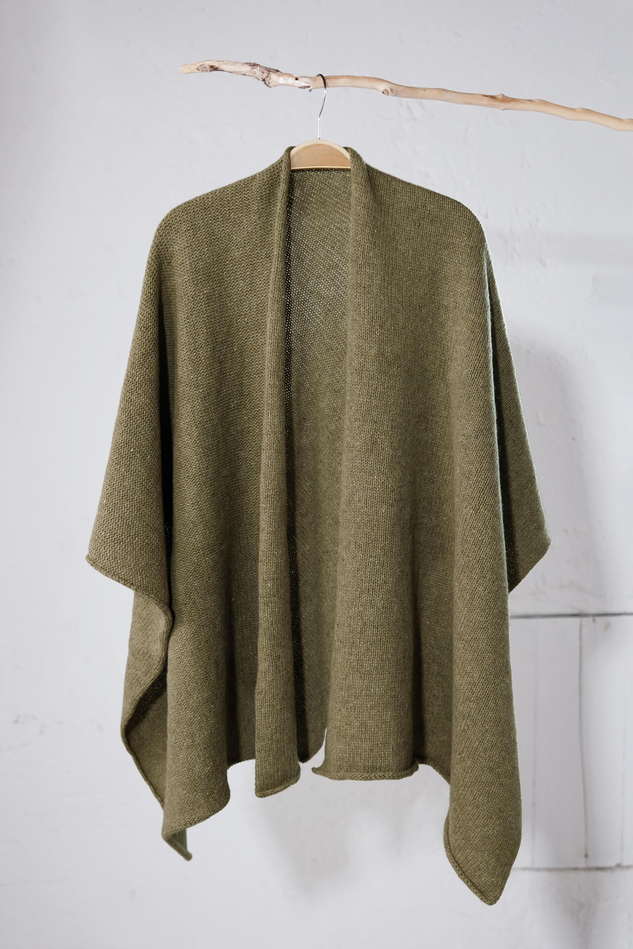 amon 1192302 scotland poncho
