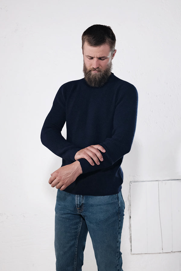 amon 2111900 soft merino men sweater
