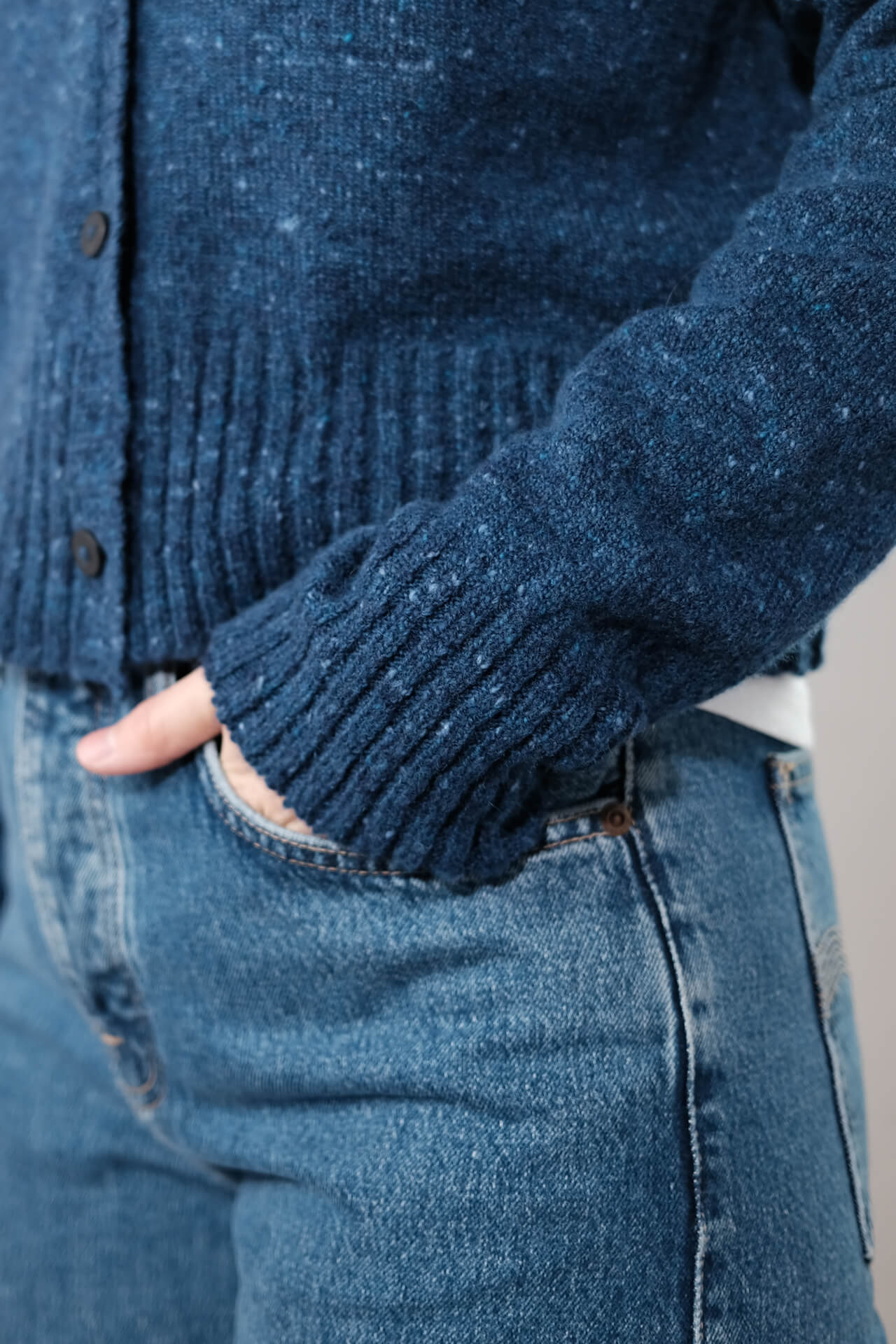 amon 1121409 Tweed short cardigan