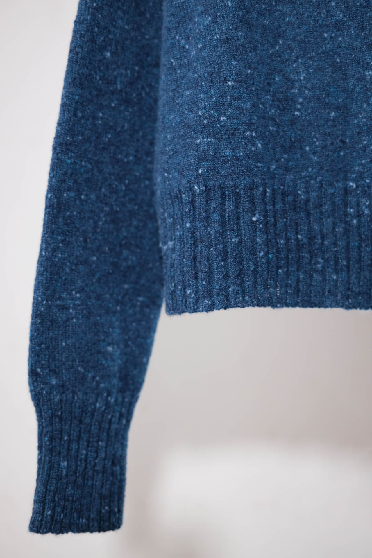 amon 1121409 Tweed short cardigan